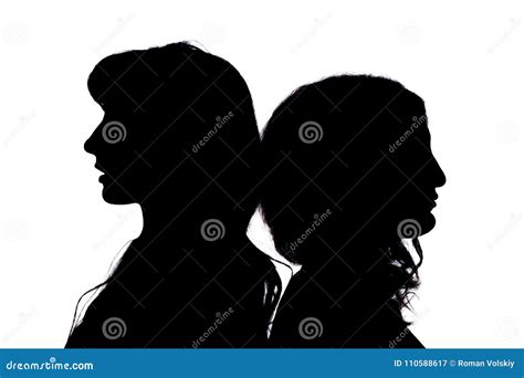 2 women silhouette